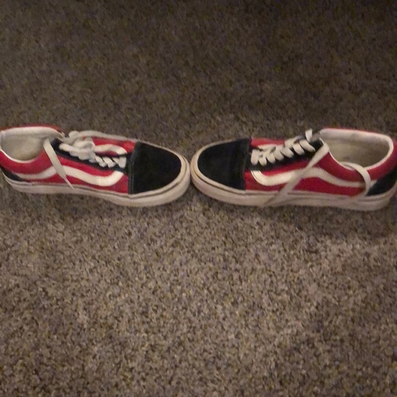 Shoes - Picture 4 of 4